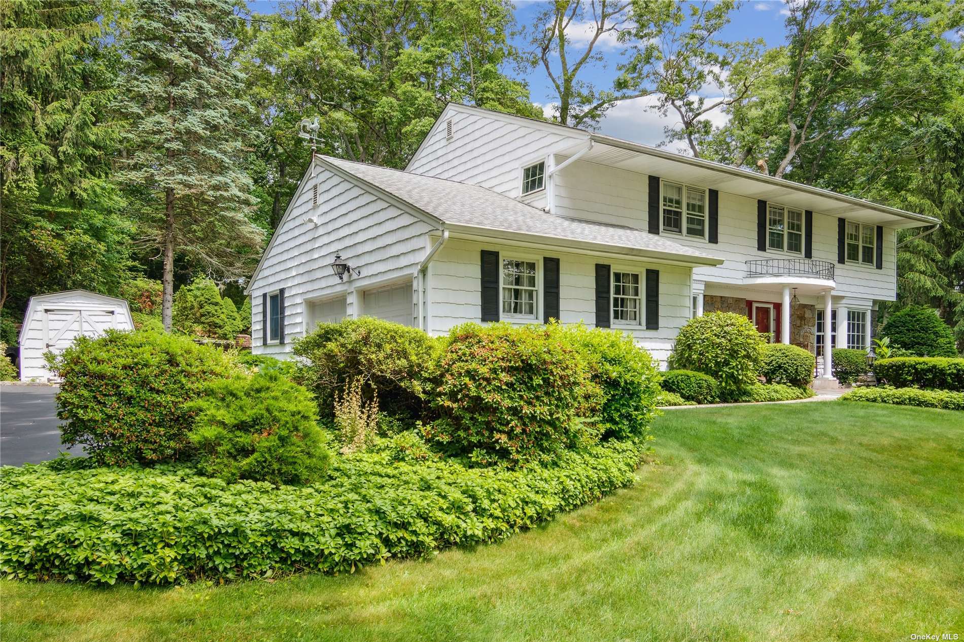 7 Durham Drive, Dix Hills, NY 11746 Compass