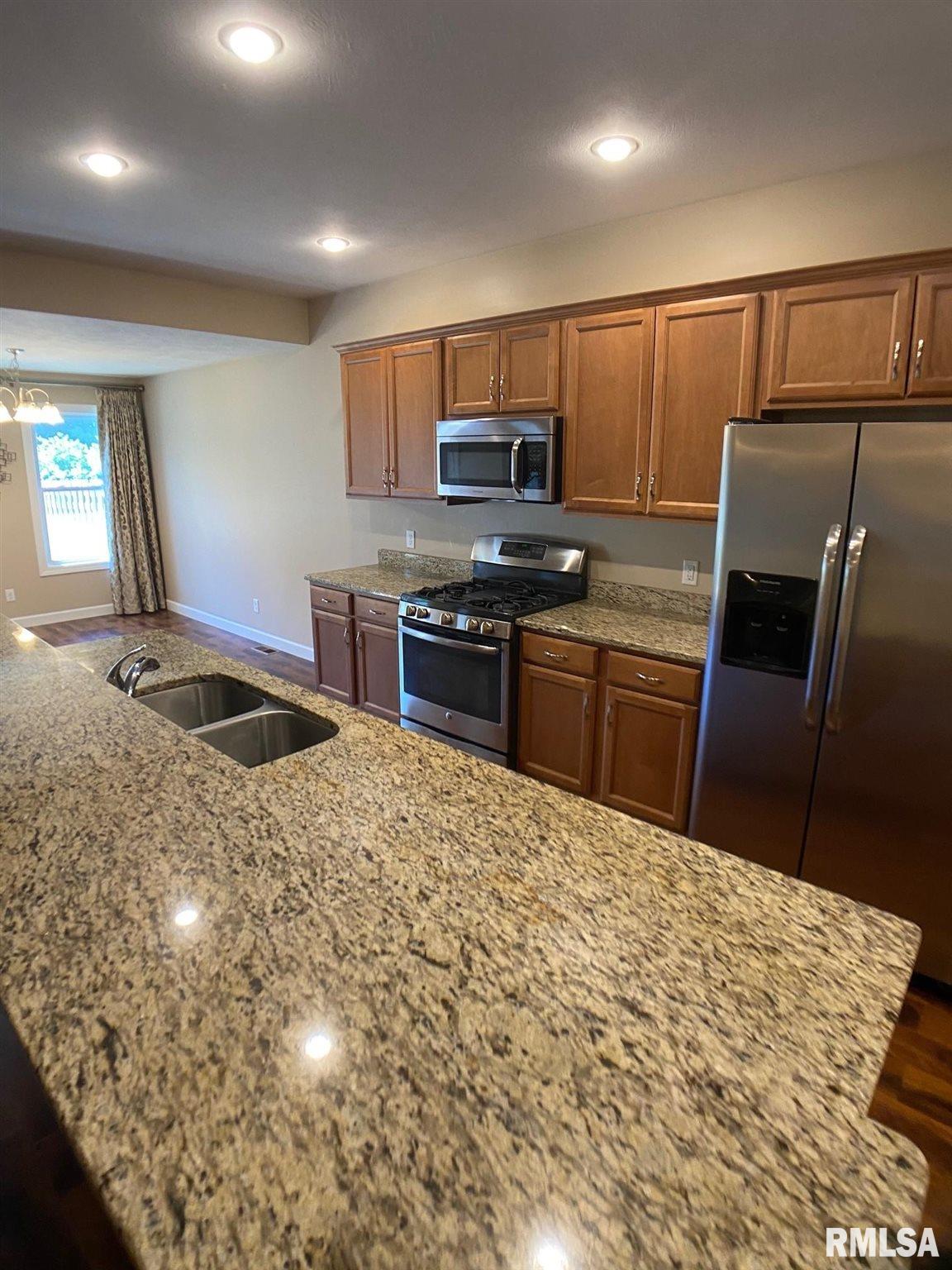 4544 Thompson Road Springfield, IL 62711 - Photo 6 of 29 Gallery Image 6