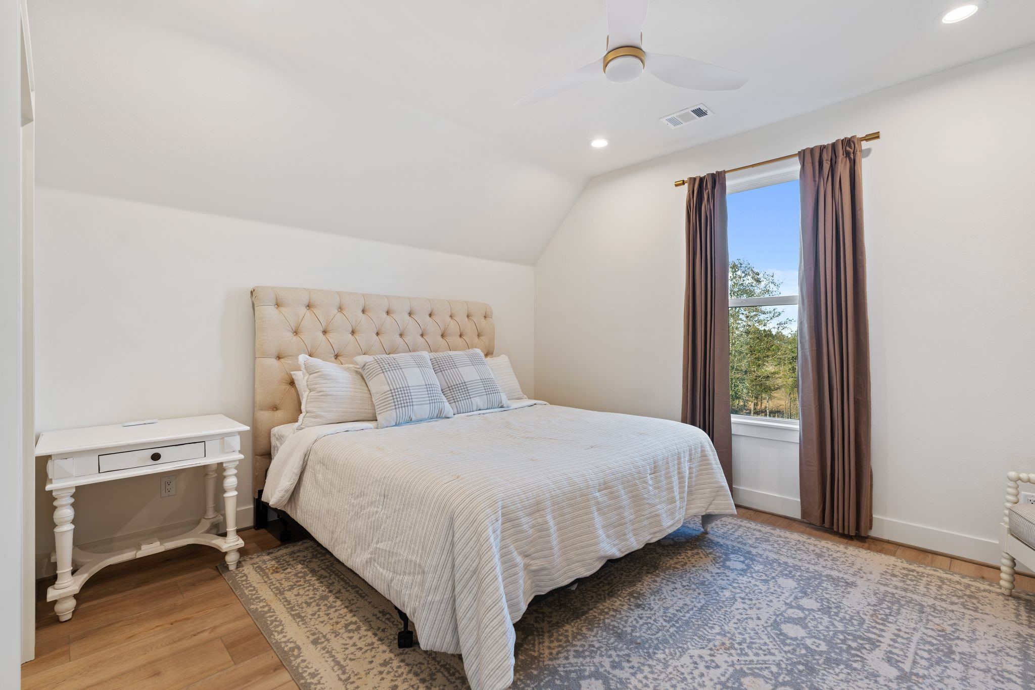 308 Western Road Livingston, TX 77351 - Photo 38 of 49 a bedroom with a bed and a window