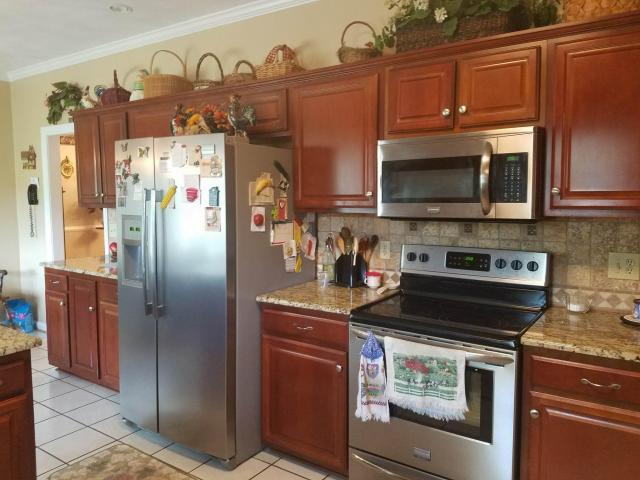 1692 Trinity Road Troutville, VA 24175 - Photo 14 of 26 20170725155405059270000000-o