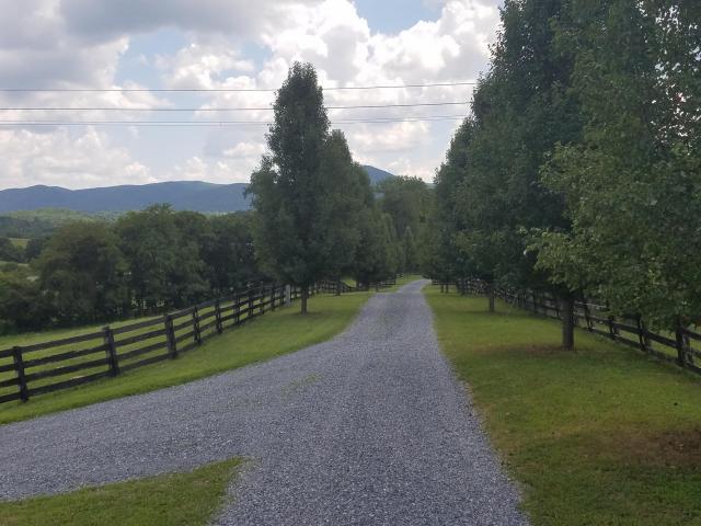 1692 Trinity Road Troutville, VA 24175 - Photo 5 of 26 5