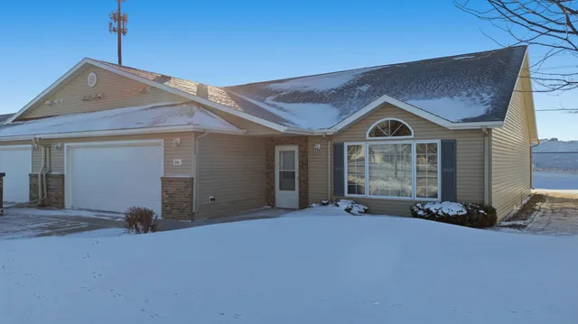 $237,000 | 334 30th Street North, Moorhead, MN 56560