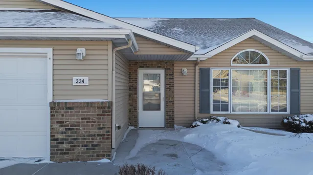 $237,000 | 334 30th Street North, Moorhead, MN 56560