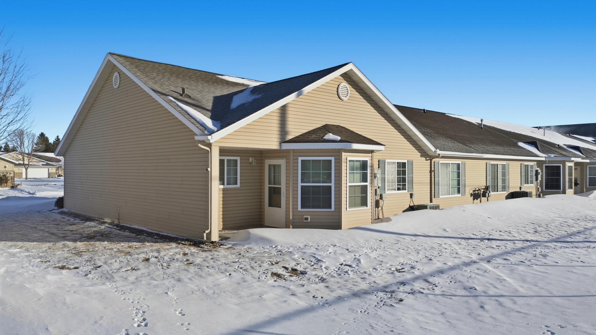334 30th Street North Moorhead, MN 56560 - Photo 4 of 5
