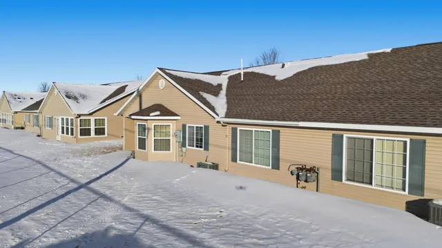 $237,000 | 334 30th Street North, Moorhead, MN 56560