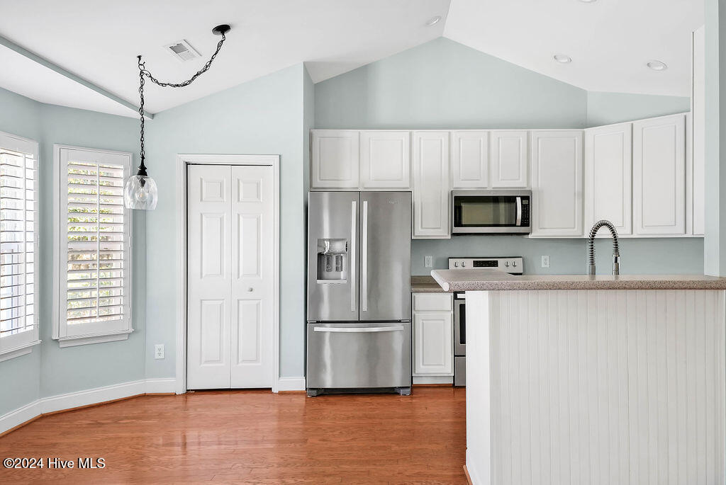 159 Emerald Ridge Drive Hampstead, NC 28443 - Photo 11 of 39 159EmeraldRidgeDrive-8