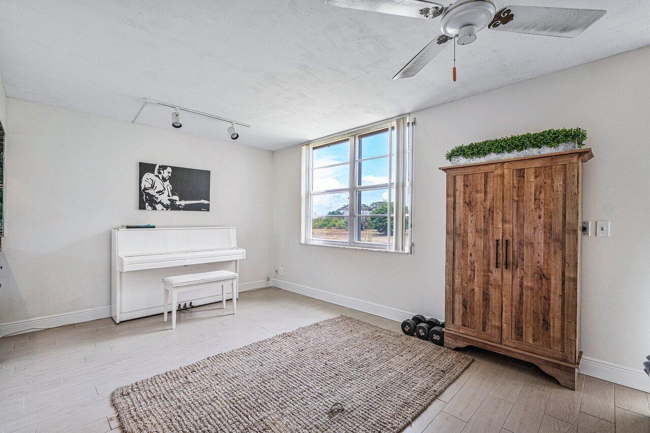 6000 Northwest 2nd Avenue, Unit 338 Boca Raton, FL 33487 - Photo 6 of 22 015-6000Northwest2ndAvenue-BocaRaton-FL-