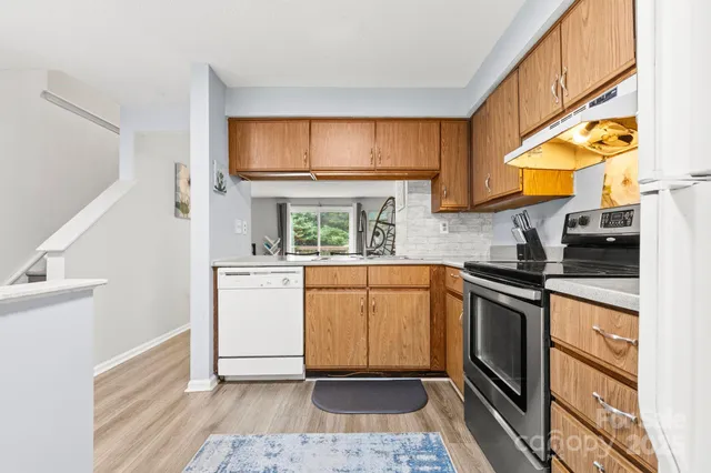 $224,000 | 9606 Vinca Circle, Unit E, Charlotte, NC 28213