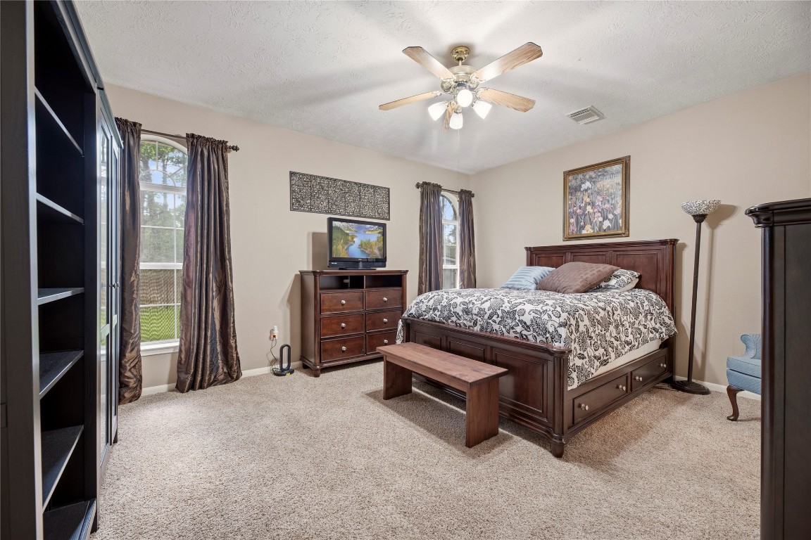 8907 West Rayford Road Tomball, TX 77375 - Photo 15 of 41 Main Floor Bedroom