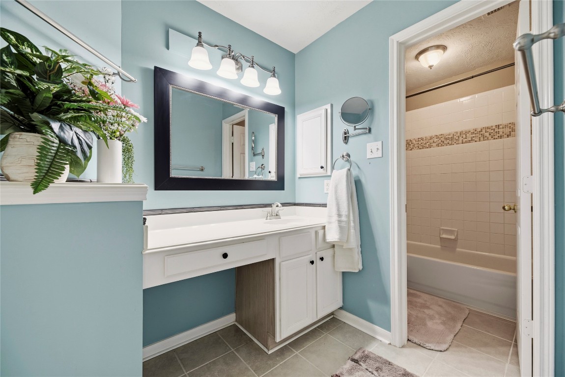 8907 West Rayford Road Tomball, TX 77375 - Photo 24 of 41