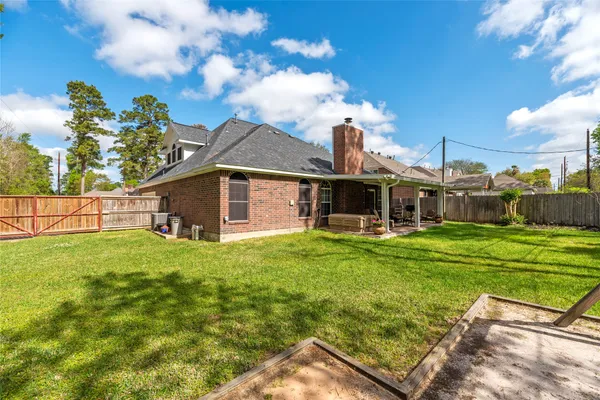 $455,000 | 8907 West Rayford Road, Tomball, TX 77375