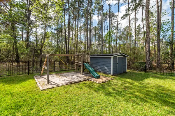$455,000 | 8907 West Rayford Road, Tomball, TX 77375