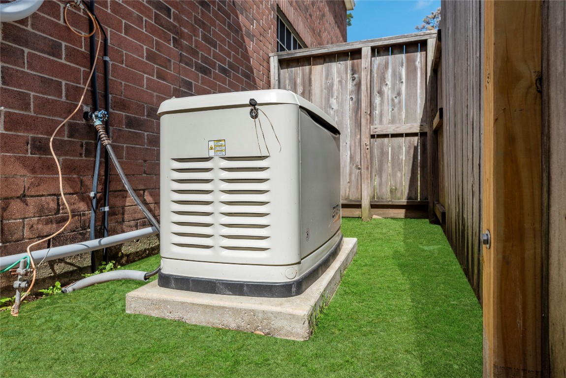 8907 West Rayford Road Tomball, TX 77375 - Photo 32 of 41 Full House Generator