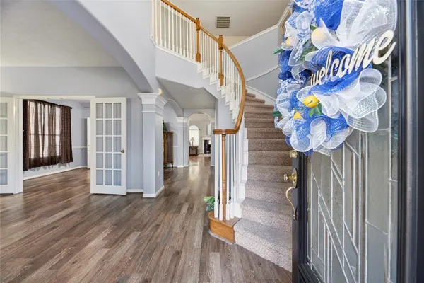 $455,000 | 8907 West Rayford Road, Tomball, TX 77375