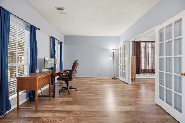 $455,000 | 8907 West Rayford Road, Tomball, TX 77375