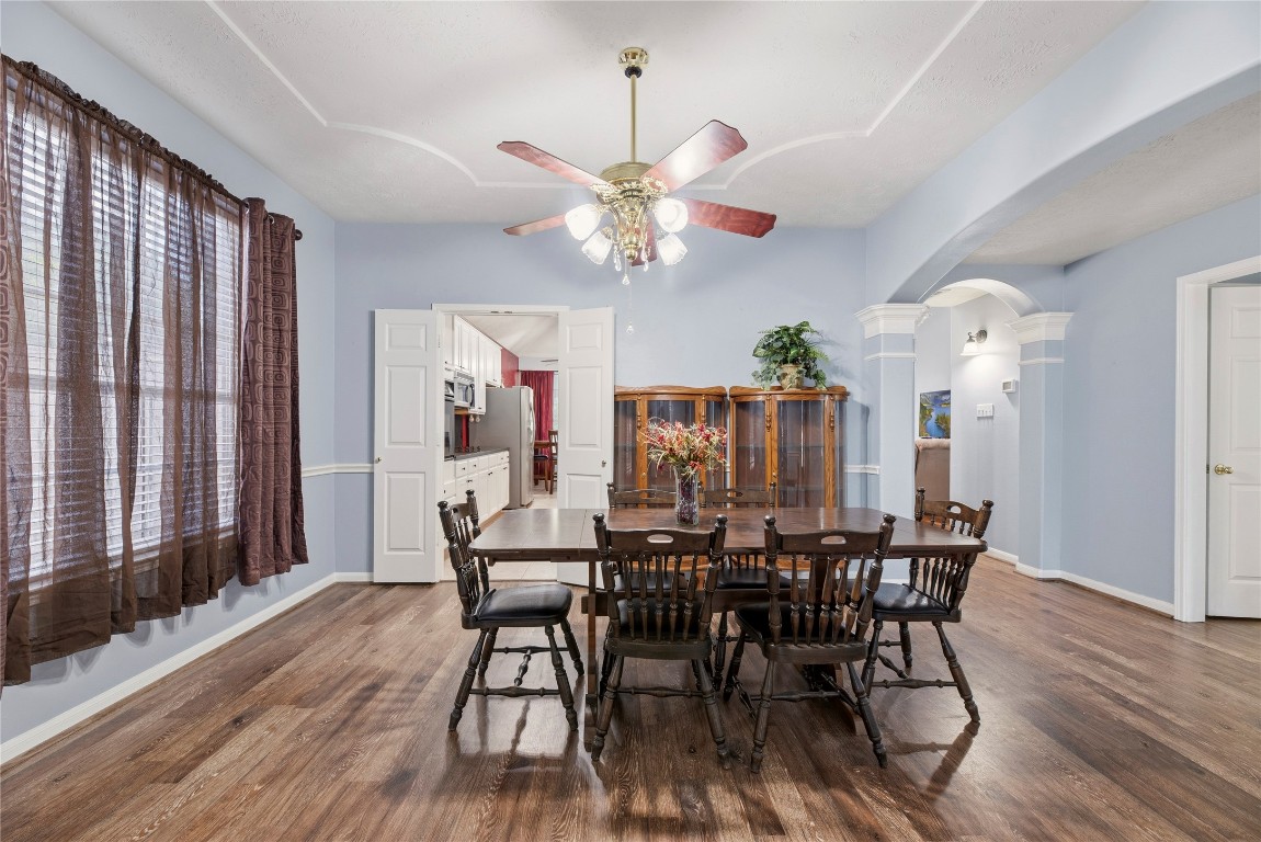 8907 West Rayford Road Tomball, TX 77375 - Photo 8 of 41 Form Dining