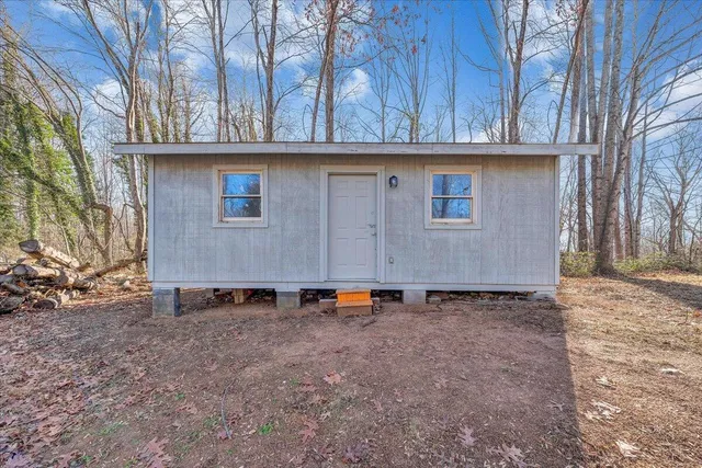 $185,000 | 193 Meadow Green Road, Bassett, VA 24055
