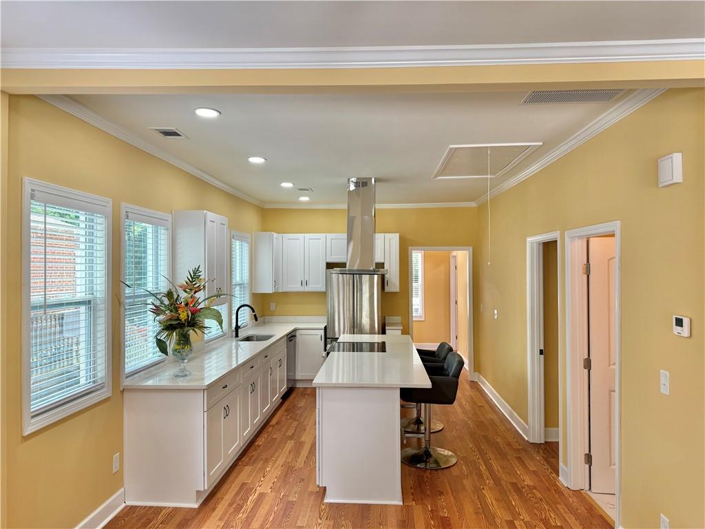 2194 Bolton Road Northwest Atlanta, GA 30318 - Photo 12 of 34