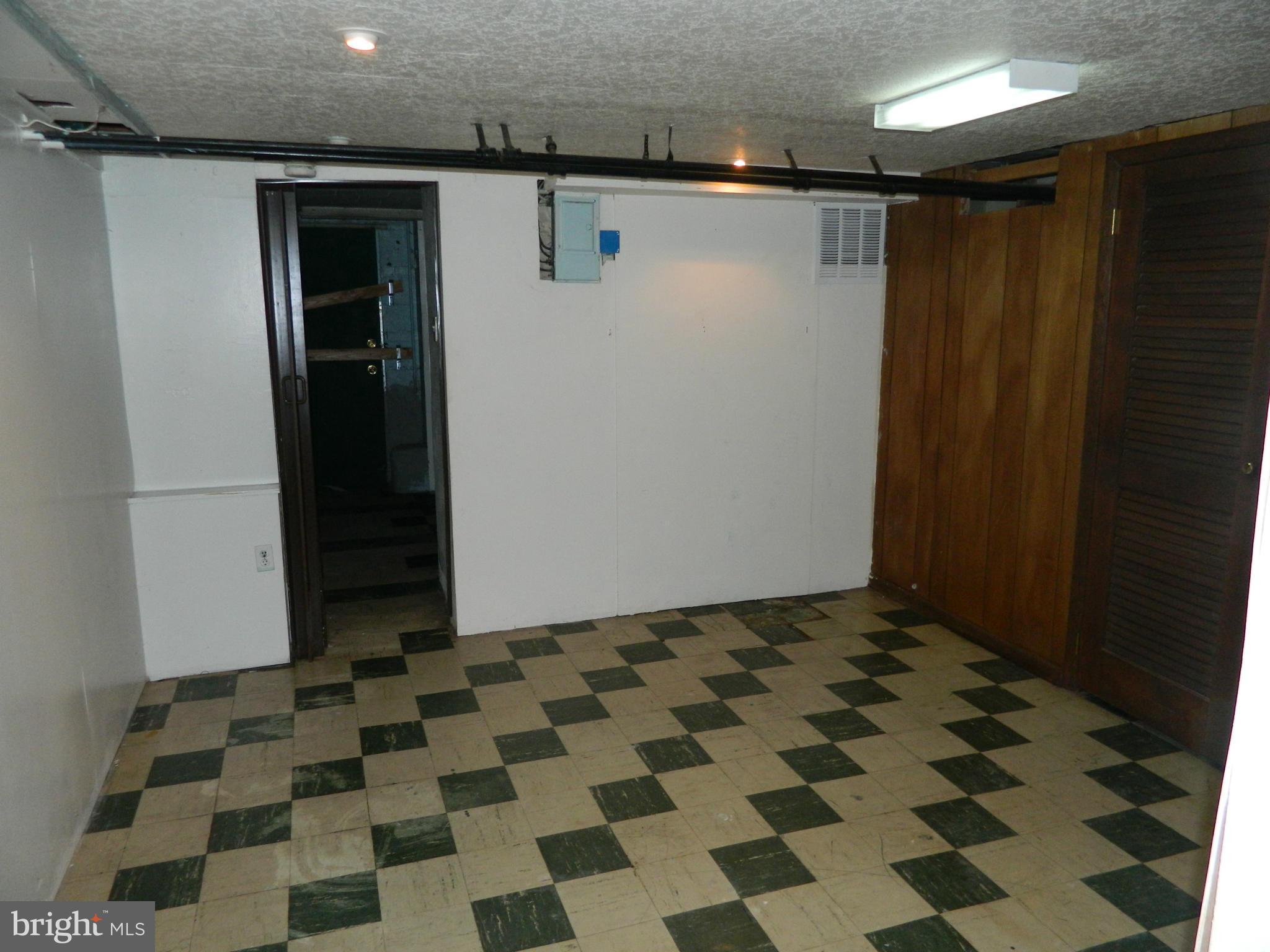 5212 Cromarty Road Baltimore, MD 21229 - Photo 16 of 22 Basement