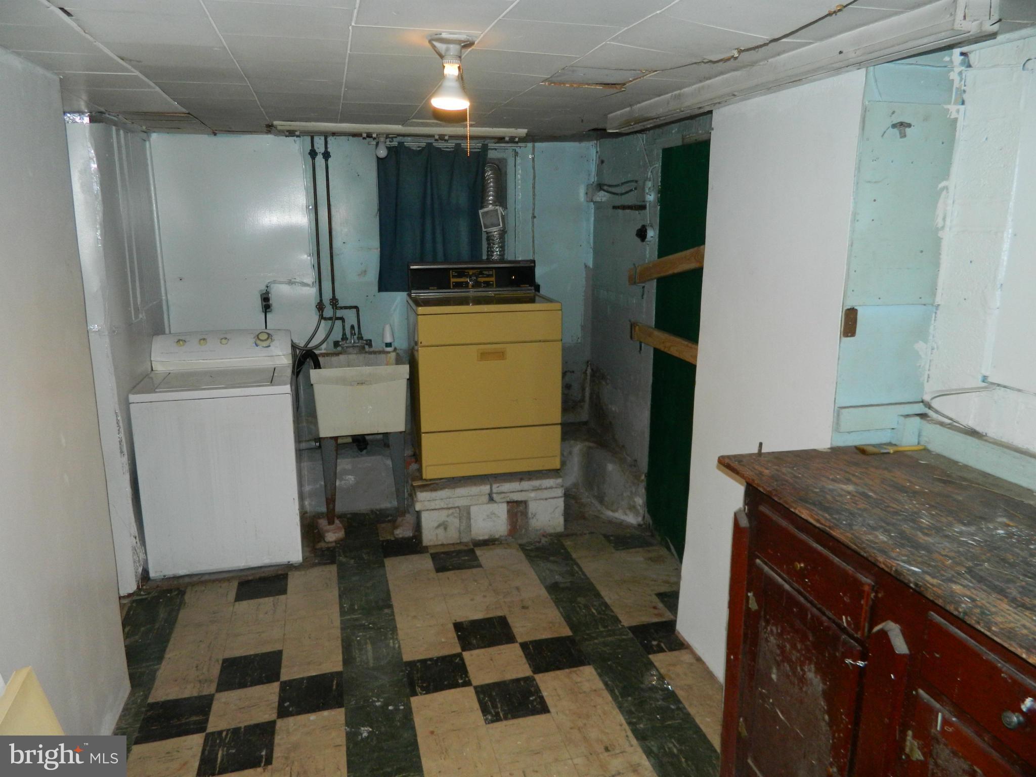 5212 Cromarty Road Baltimore, MD 21229 - Photo 18 of 22 Basement