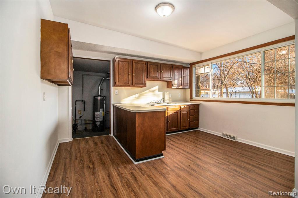 20907 Wick Road Taylor, MI 48180 - Photo 12 of 25