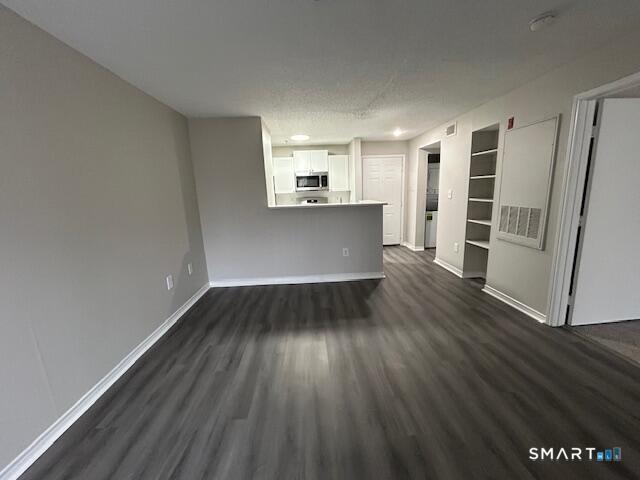 100 Glenbrook Road, Unit T421 Stamford, CT 06902 - Photo 15 of 17