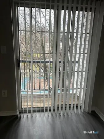 $2,275 | 100 Glenbrook Road, Unit T421, Stamford, CT 06902
