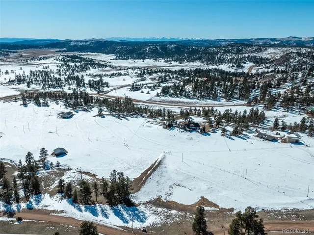 $142,000 | 146 Pennsylvania Avenue, Florissant, CO 80816