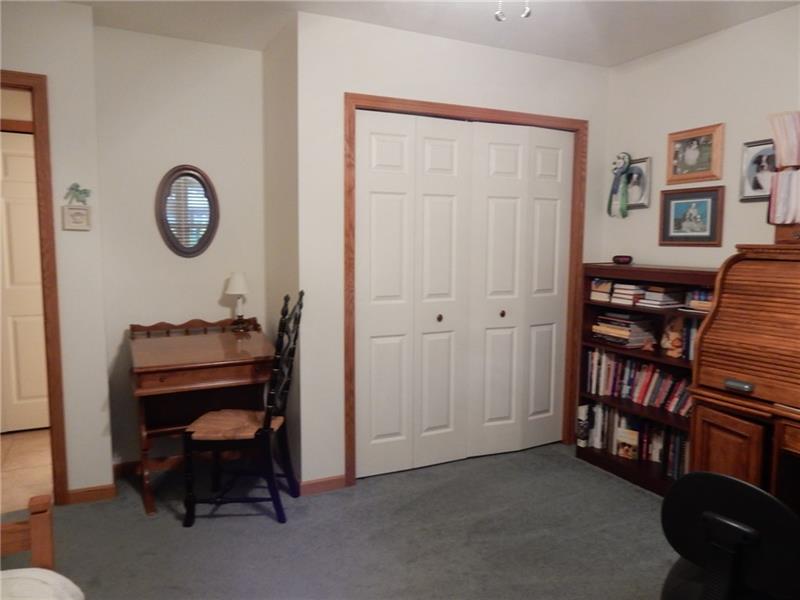 417 Fieldsrun Road New Castle, PA 16105 - Photo 10 of 24 Gallery Image 10