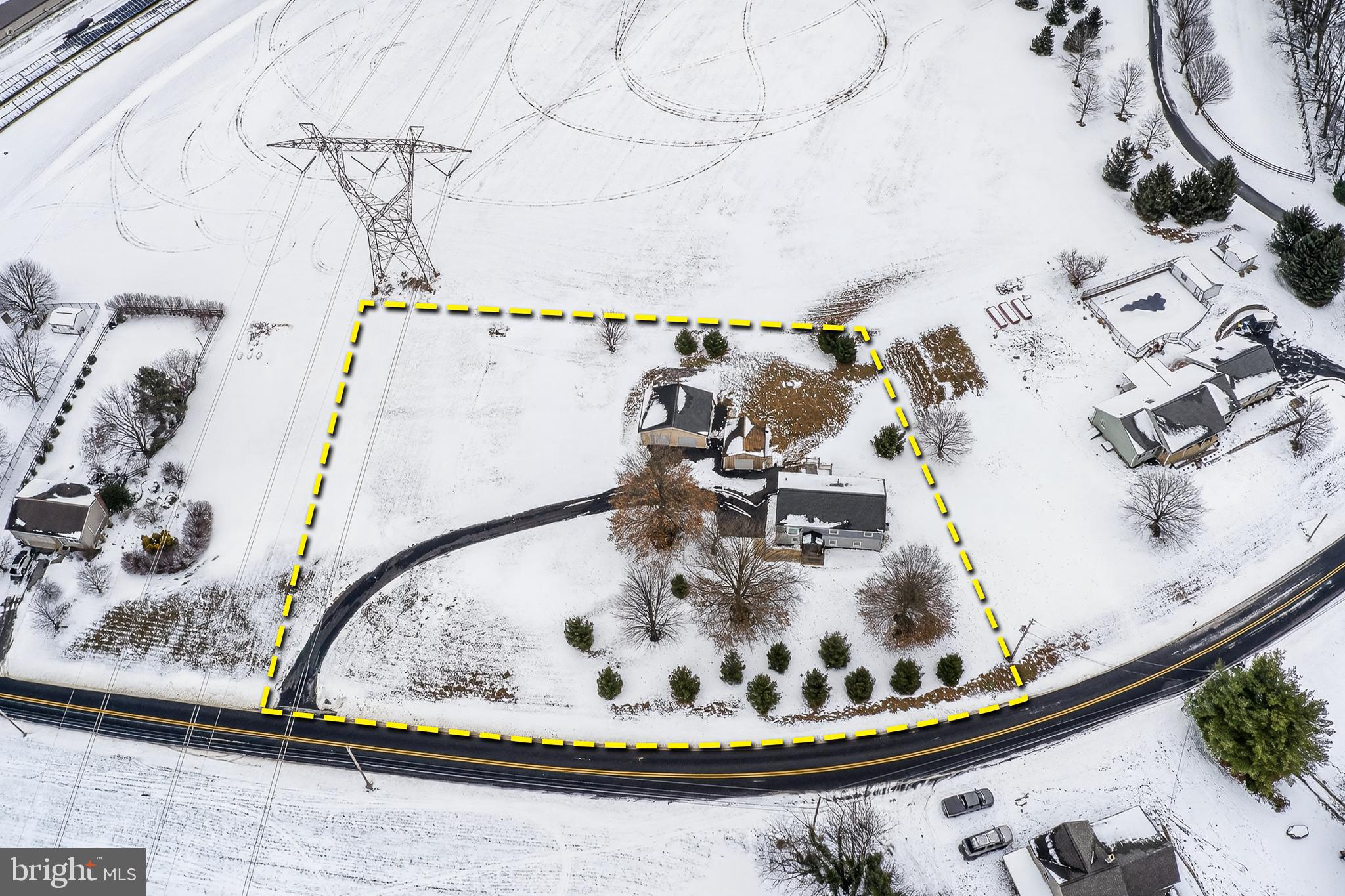 2639 Shumaker Road Manheim, PA 17545 - Photo 28 of 29 Aerial Property Boundaries