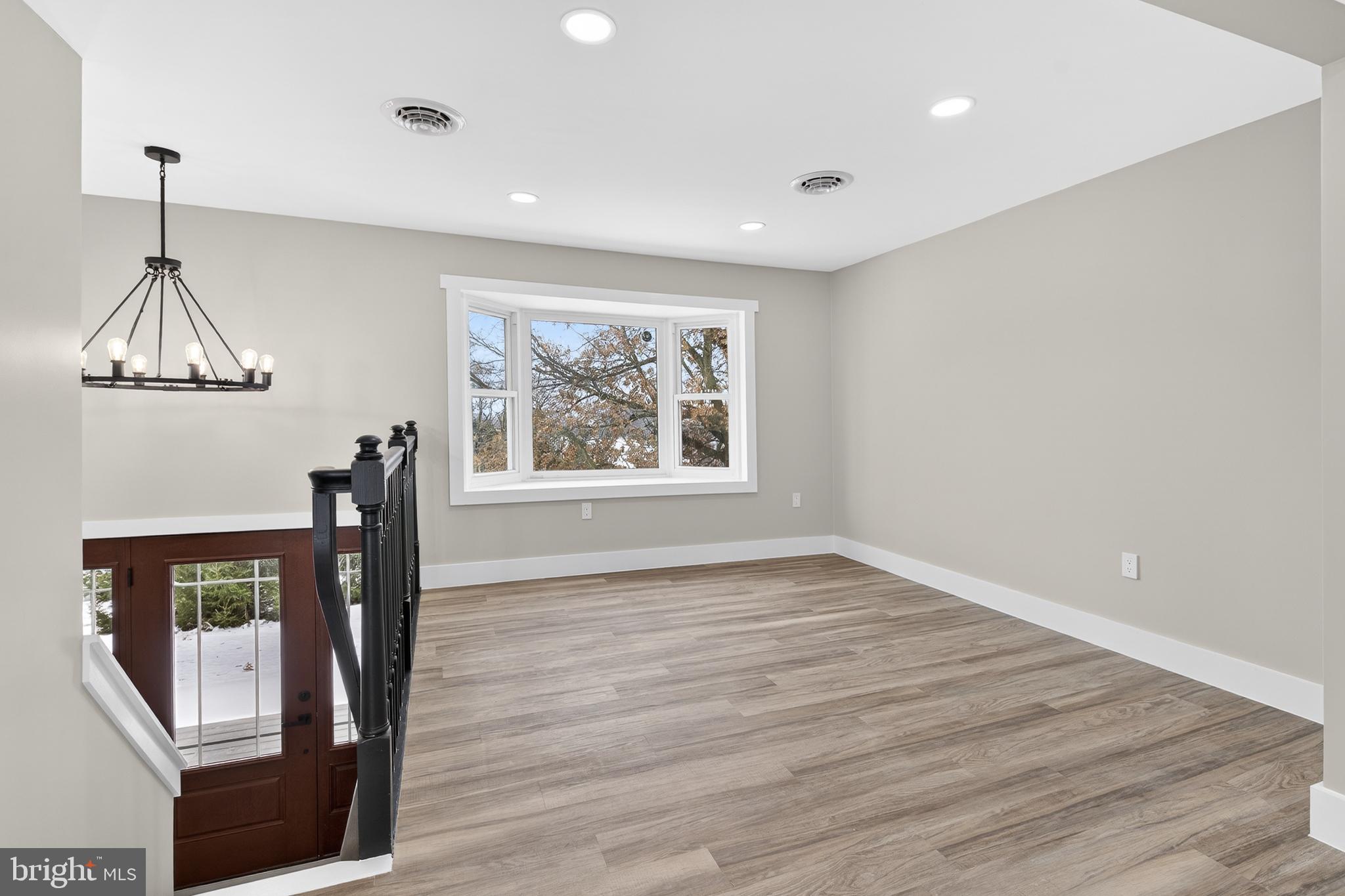 2639 Shumaker Road Manheim, PA 17545 - Photo 7 of 29 Living Room