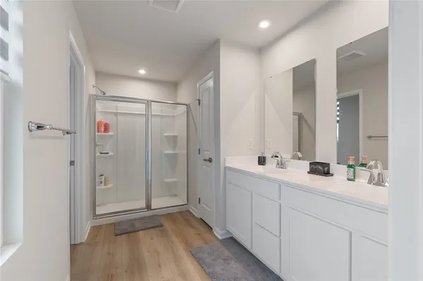 $499,900 | 1579 Meadowbrook Lane, Farmington, NY 14425