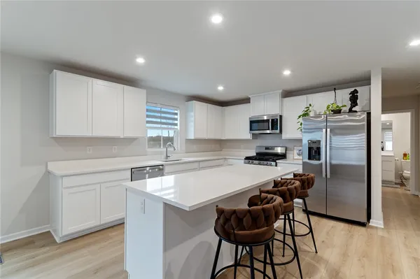 $499,900 | 1579 Meadowbrook Lane, Farmington, NY 14425