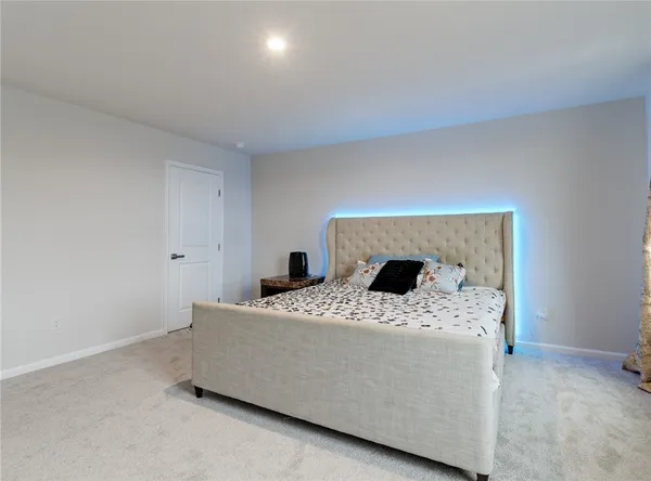 $499,900 | 1579 Meadowbrook Lane, Farmington, NY 14425