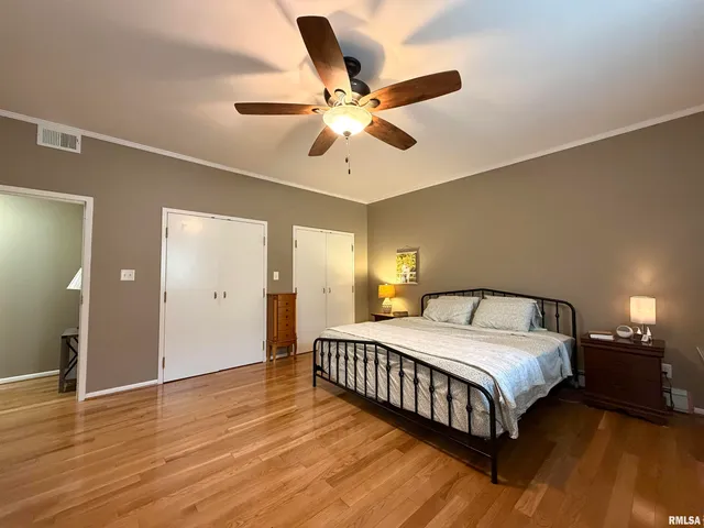 $405,000 | 842 Highway 14, Carmi, IL 62821