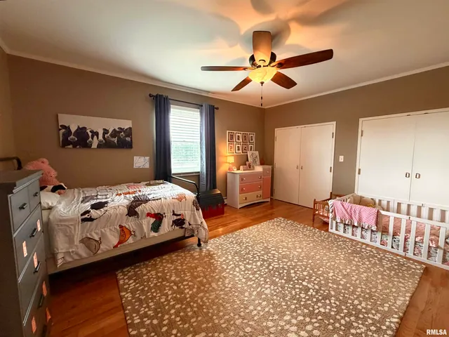 $405,000 | 842 Highway 14, Carmi, IL 62821