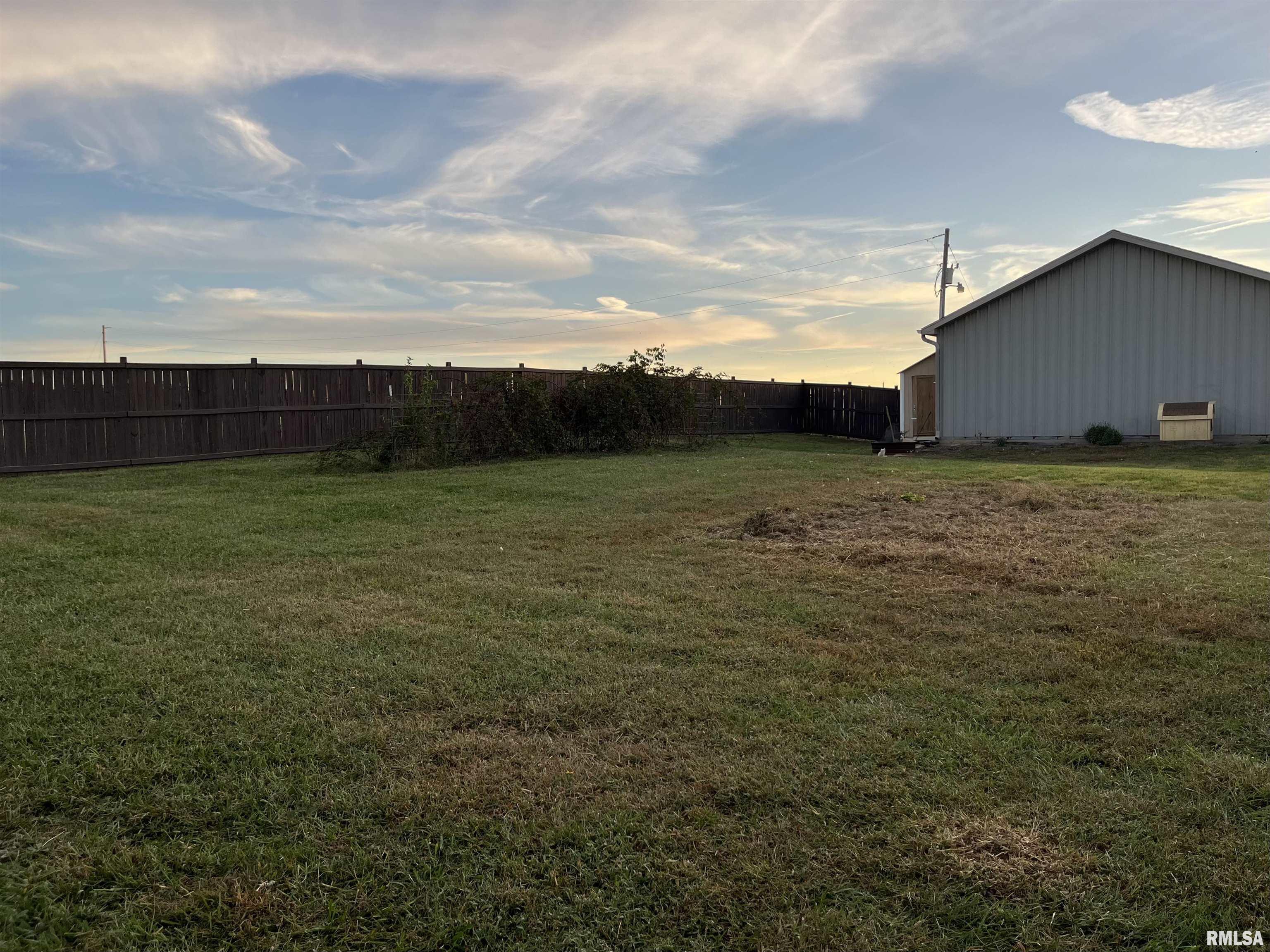 842 Highway 14 Carmi, IL 62821 - Photo 44 of 46