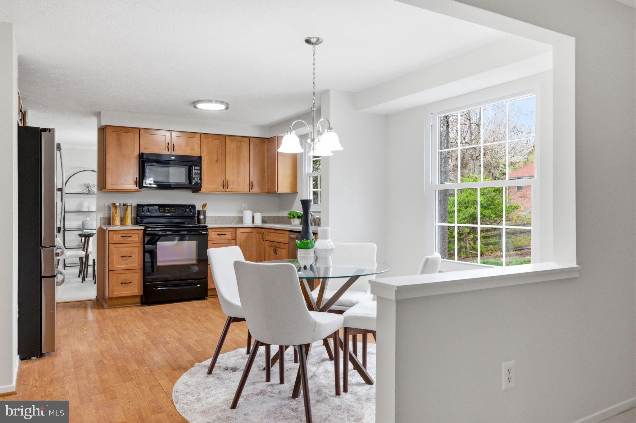 5755 Heming Avenue Springfield, VA 22151 - Photo 22 of 70 Eat-In Kitchen