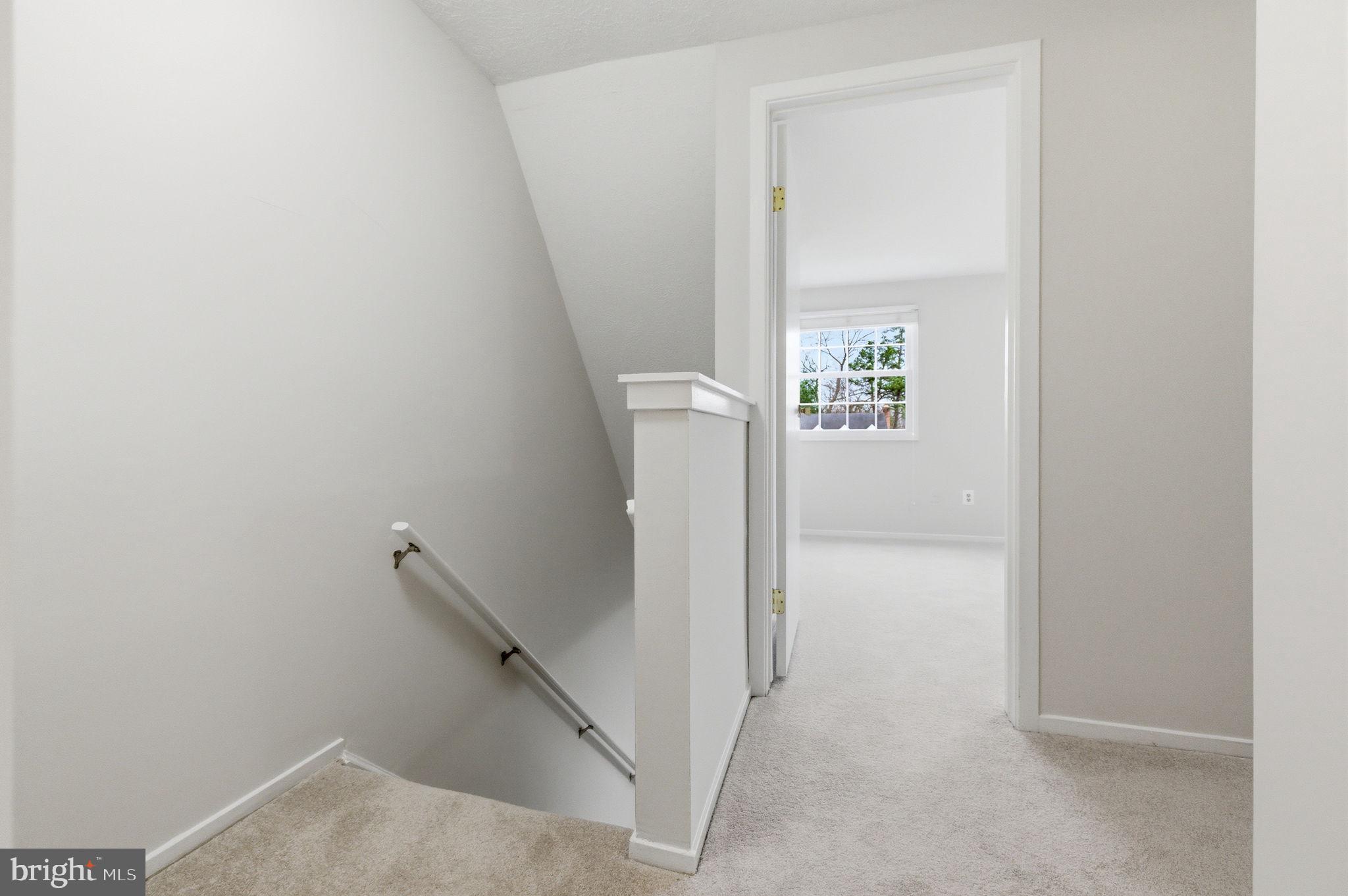 5755 Heming Avenue Springfield, VA 22151 - Photo 49 of 70 Upper Hall