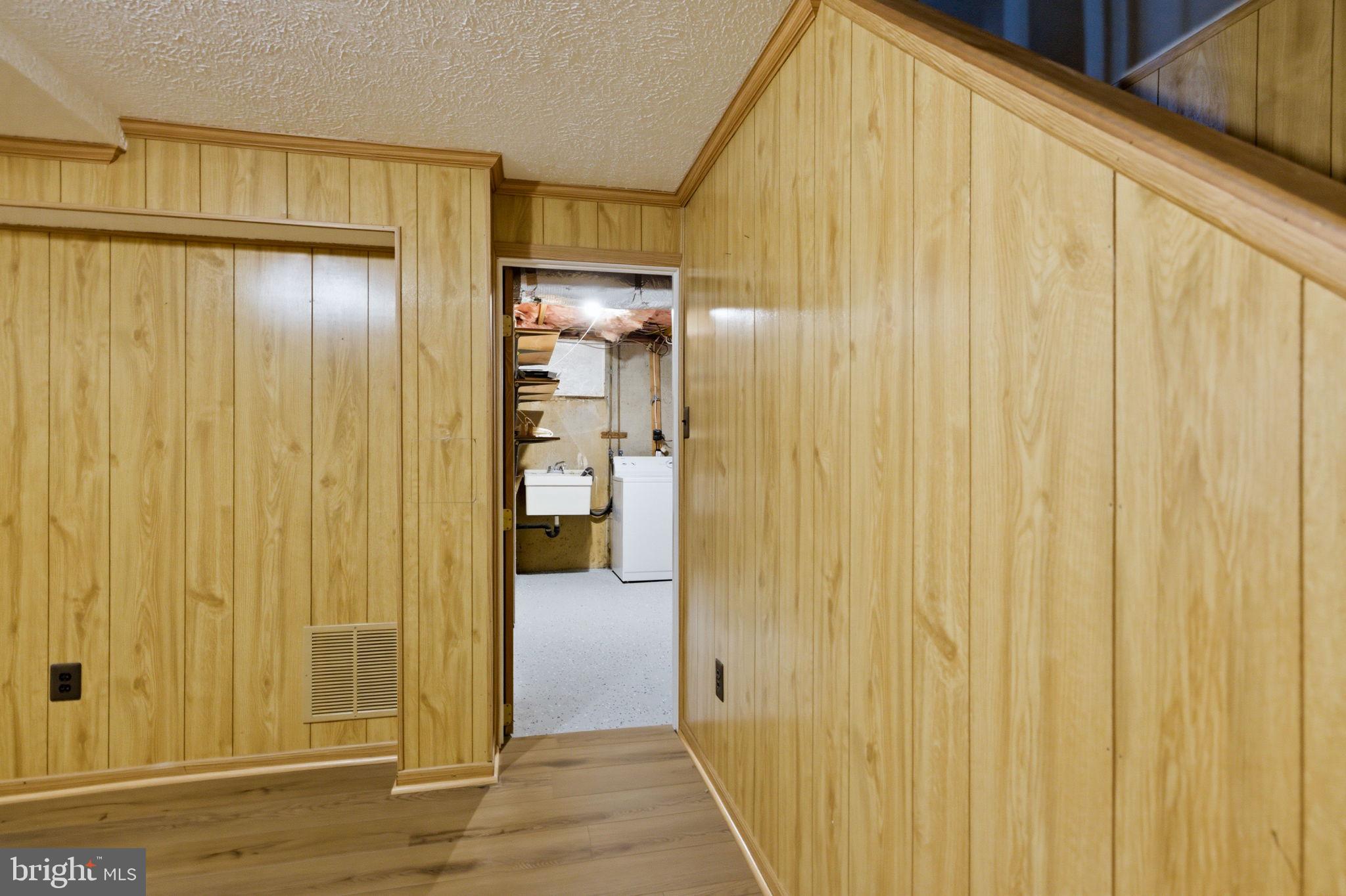 5755 Heming Avenue Springfield, VA 22151 - Photo 60 of 70 Recreation Room