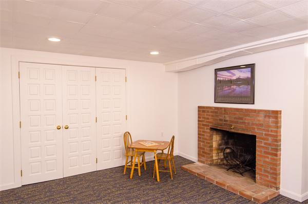 50 Wilson Road Bedford, MA 01730 - Photo 9 of 15 Gallery Image 9