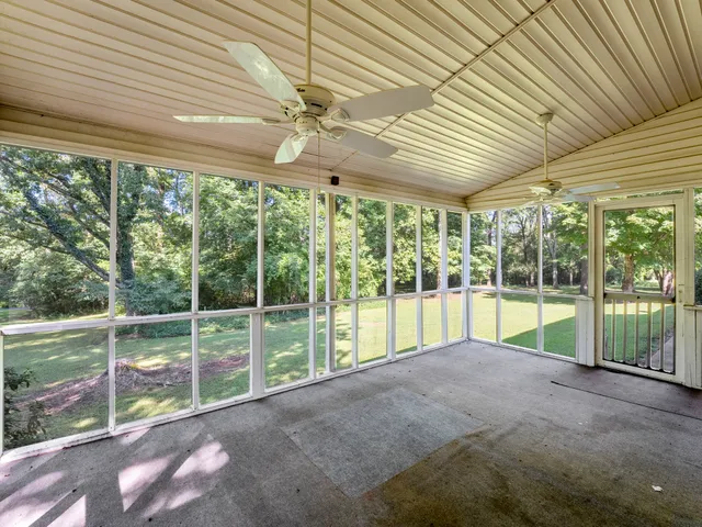 $575,000 | 109 Carter Farris Lane, Winchester, TN 37398