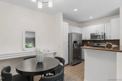 $495,000 | 2150 Camino De La Reina, Unit 216, San Diego, CA 92108