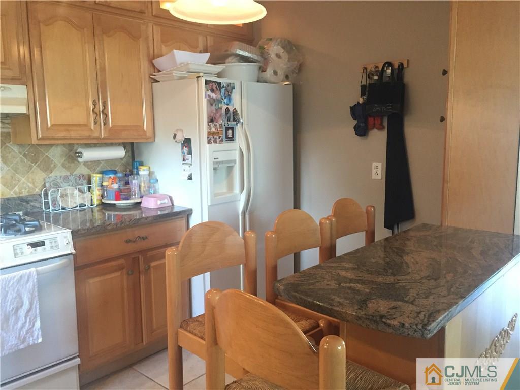 7 Concord Road Iselin, NJ 08830 - Photo 3 of 24 Gallery Image 3