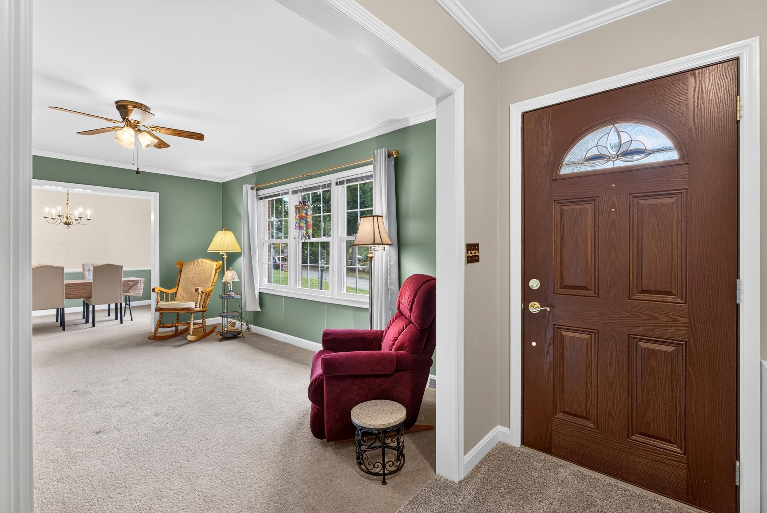 208 Holly Road Taylors, SC 29687 - Photo 8 of 40 Gallery Image 8