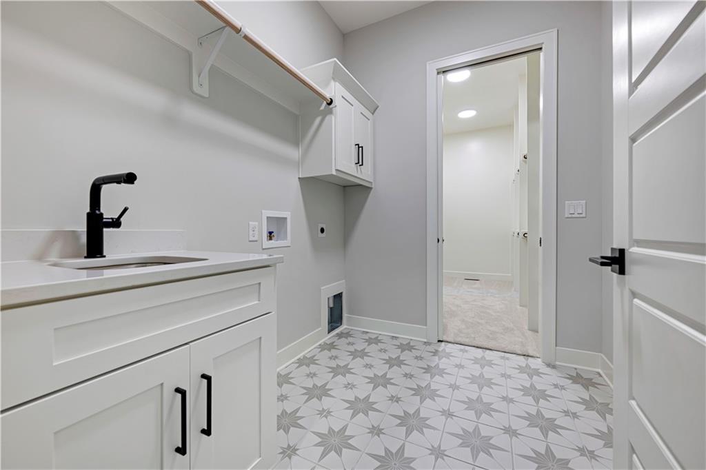 9836 Shady Bend Road Lenexa, KS 66227 - Photo 20 of 29