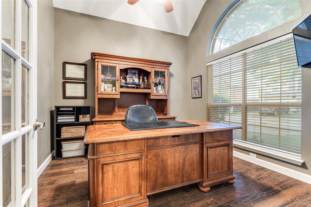 5020 Falcon Hollow Road McKinney, TX 75072 - Photo 4 of 26