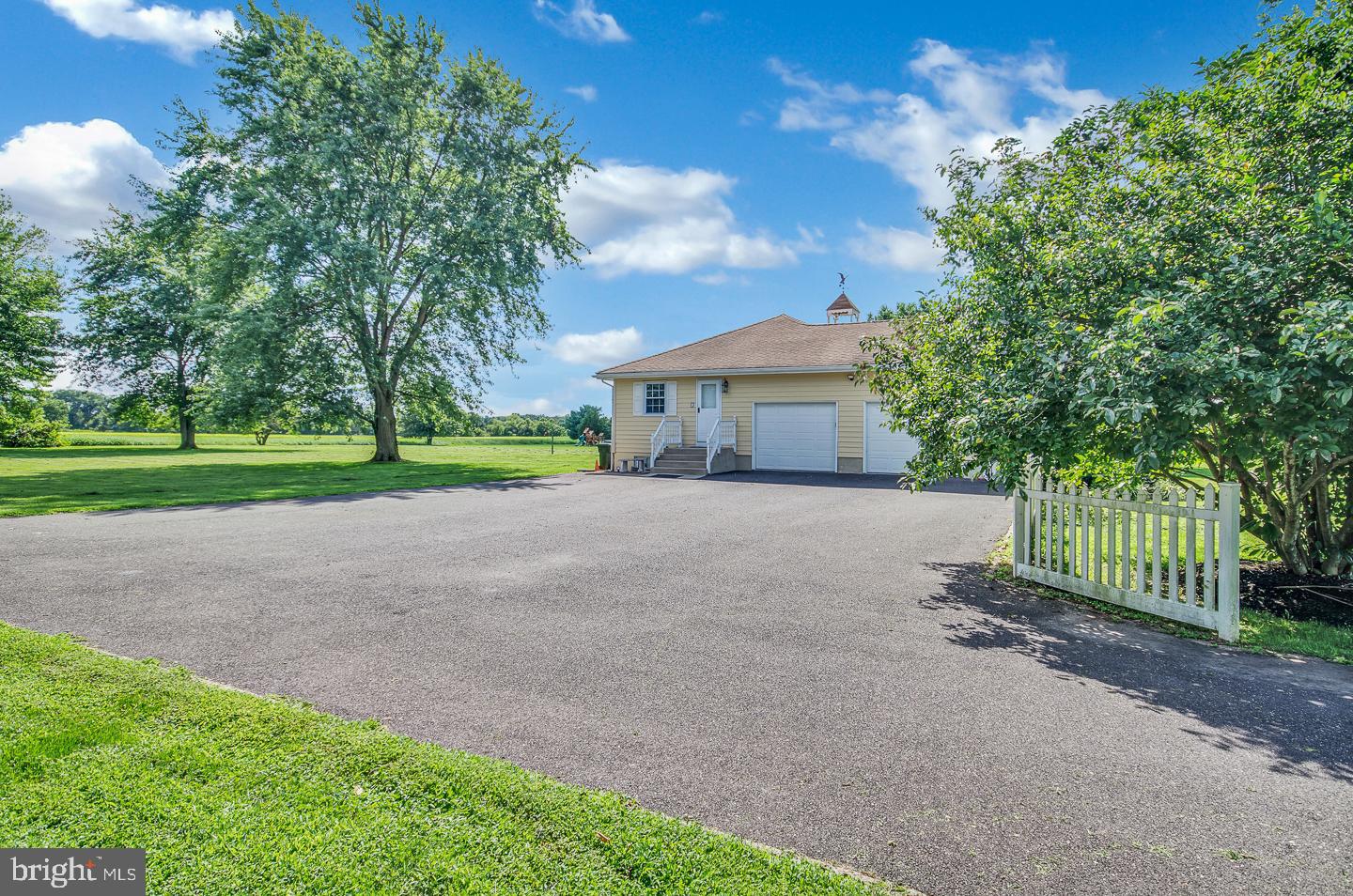 11 Fenimore Road Lumberton, NJ 08048 - Photo 3 of 28
