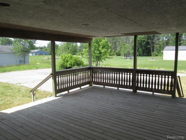 1528 Hessen Road Columbus, MI 48063 - Photo 3 of 19 2014-06-27 11.23