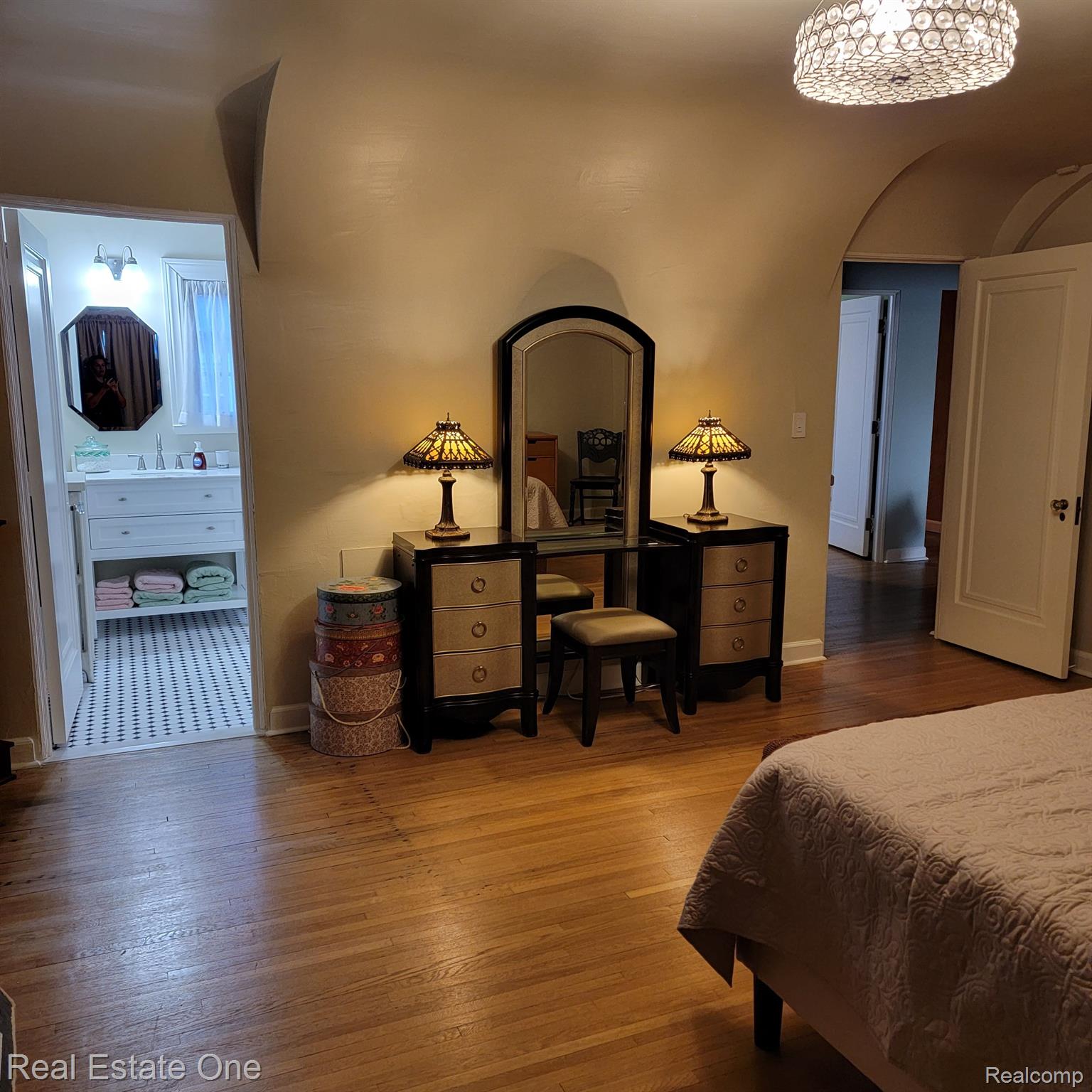 607 West University Drive Rochester, MI 48307 - Photo 22 of 32 Gallery Image 22